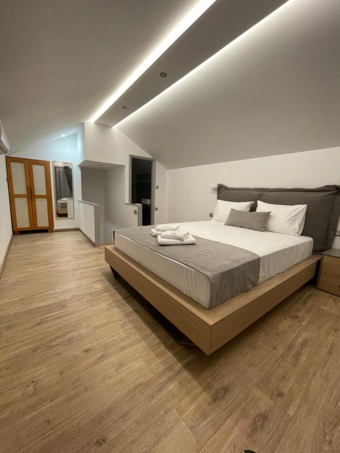 Emiliapartments * Skala Sikias
